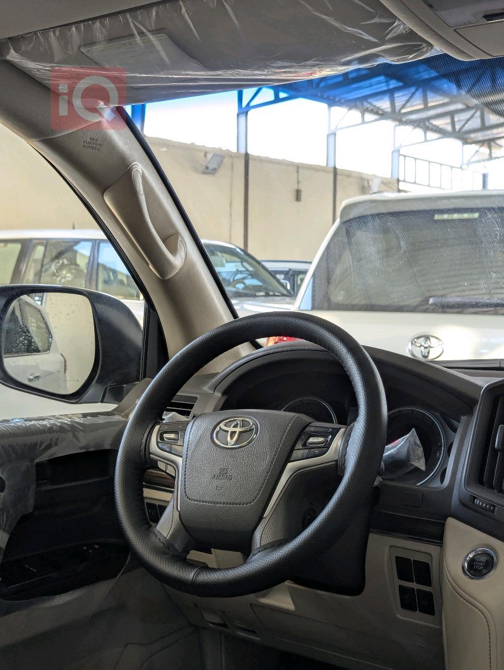 تويوتا لاندكروزر
